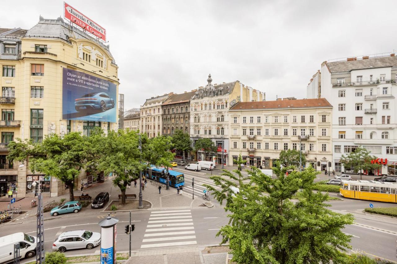 Elegant In Super Location Appartement Boedapest