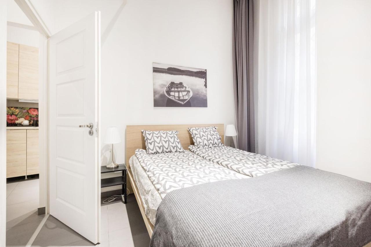 Elegant In Super Location Appartement Boedapest