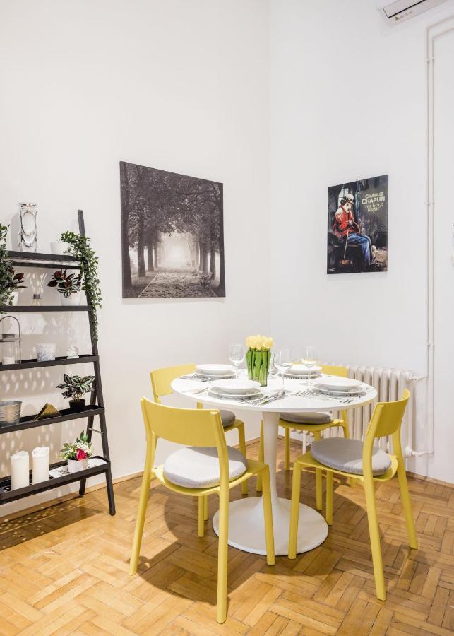 Elegant In Super Location Apartmán